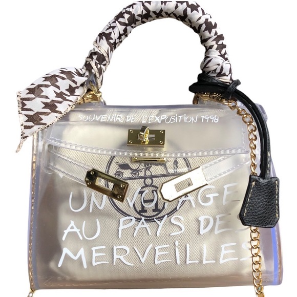 Hermes Handbags - Authentic Hermes Dust bag inside purse crossbody chain lock & key. Kelly Jelly